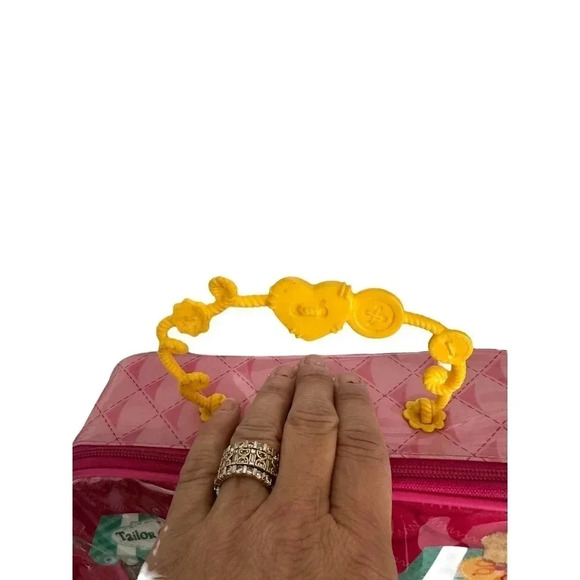 LaLa Loopsy Minis Zip-Up Carrying Case Tailor‎ Shop Doll House 12”x12” - Picture 5 of 6